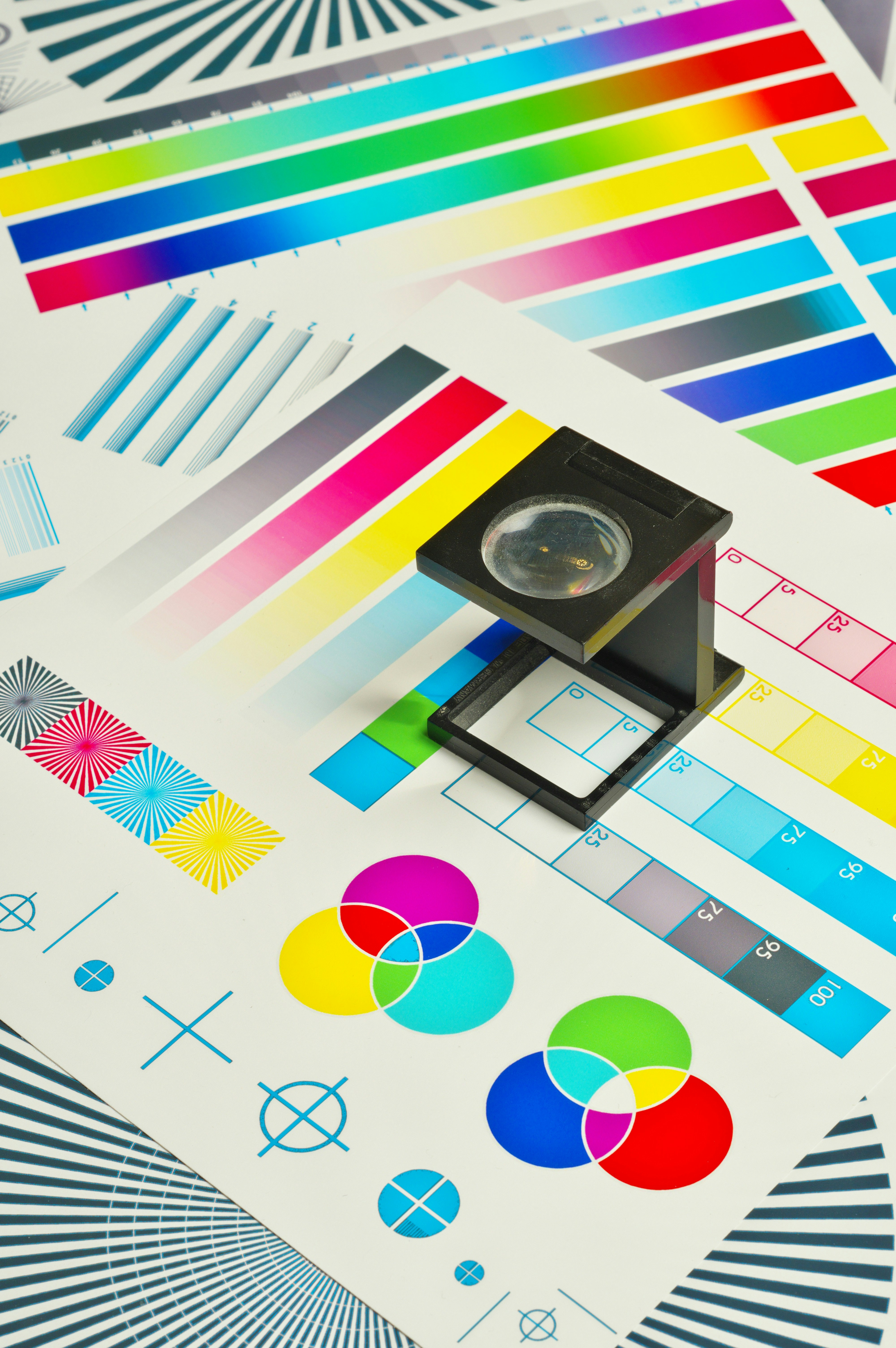 Logos & Identité Visuelle